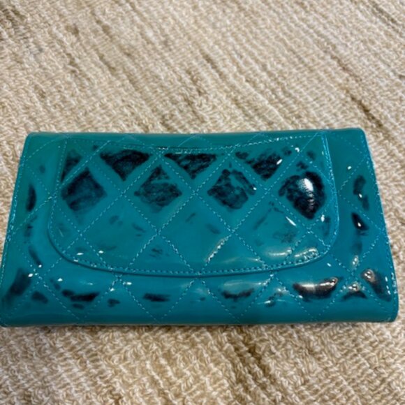 Chanel Wallet - Picture 8 of 16